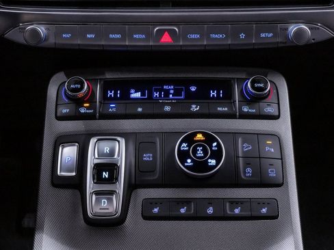 Certified 2021 Hyundai Palisade Calligraphy w/ Cargo Package image 19