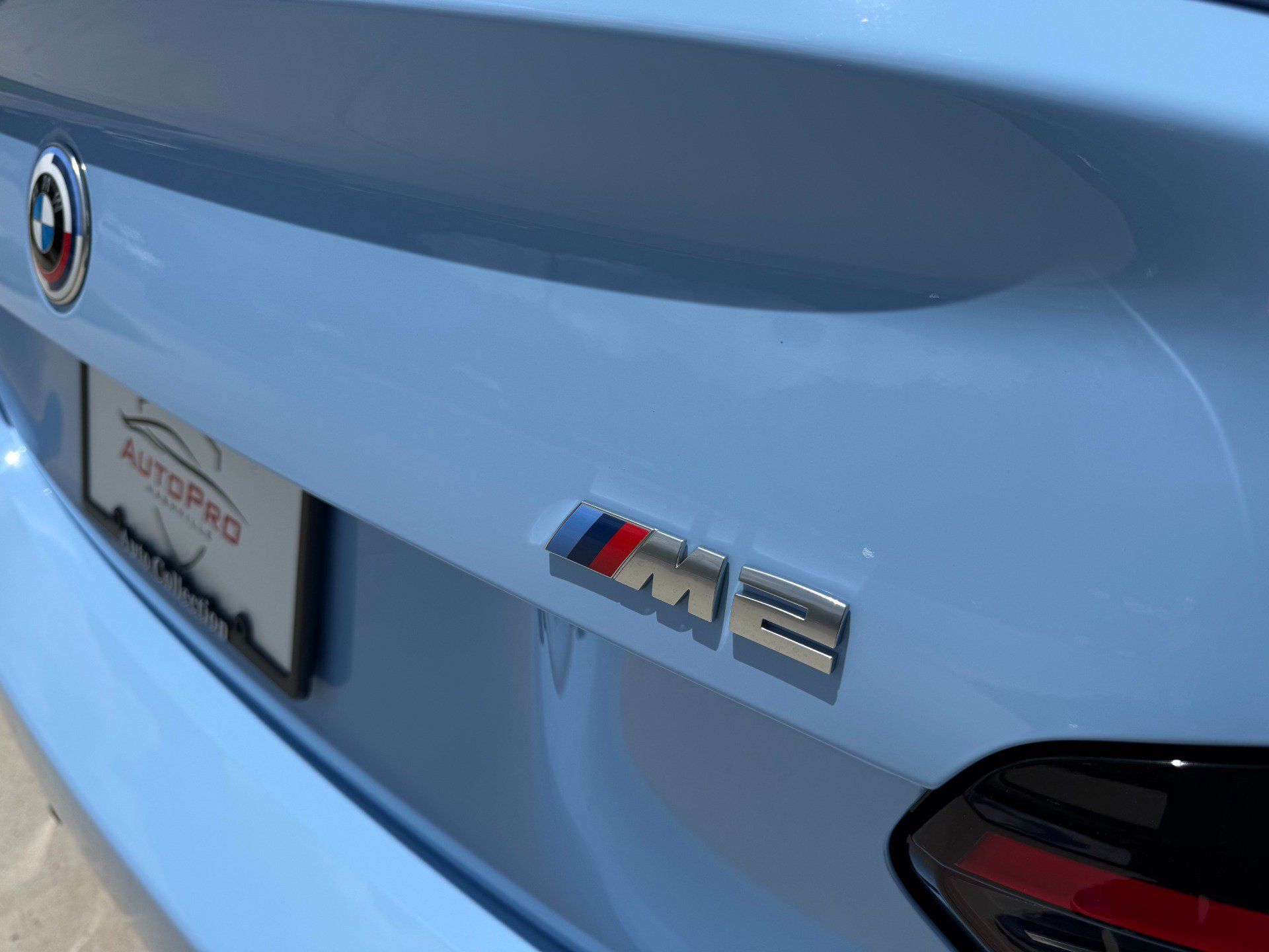 Used 2023 BMW M2 w/ Lighting Package RWD image 36