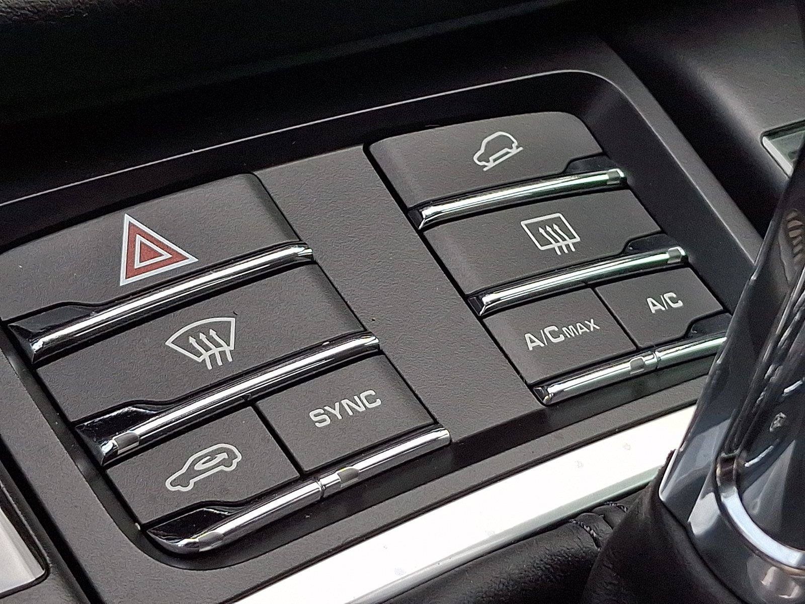 Used 2021 Porsche Macan S AWD/4WD image 26