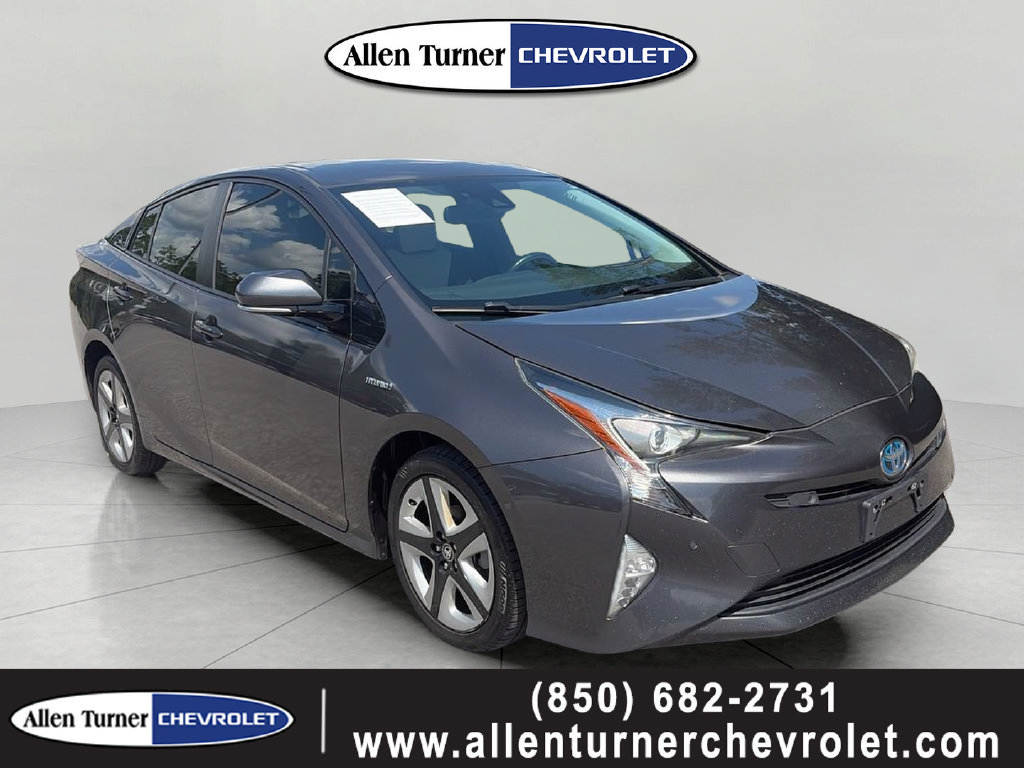 Used 2017 Toyota Prius Four Touring FWD image 1