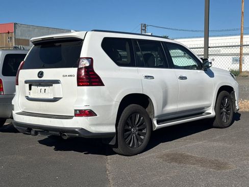 Used 2021 Lexus GX 460 Premium w/ Accessory Package AWD/4WD image 4
