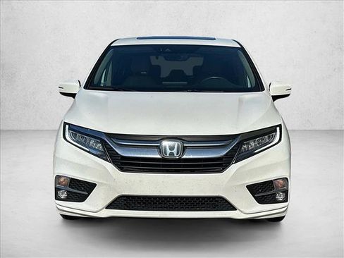 Used 2018 Honda Odyssey Elite image 2