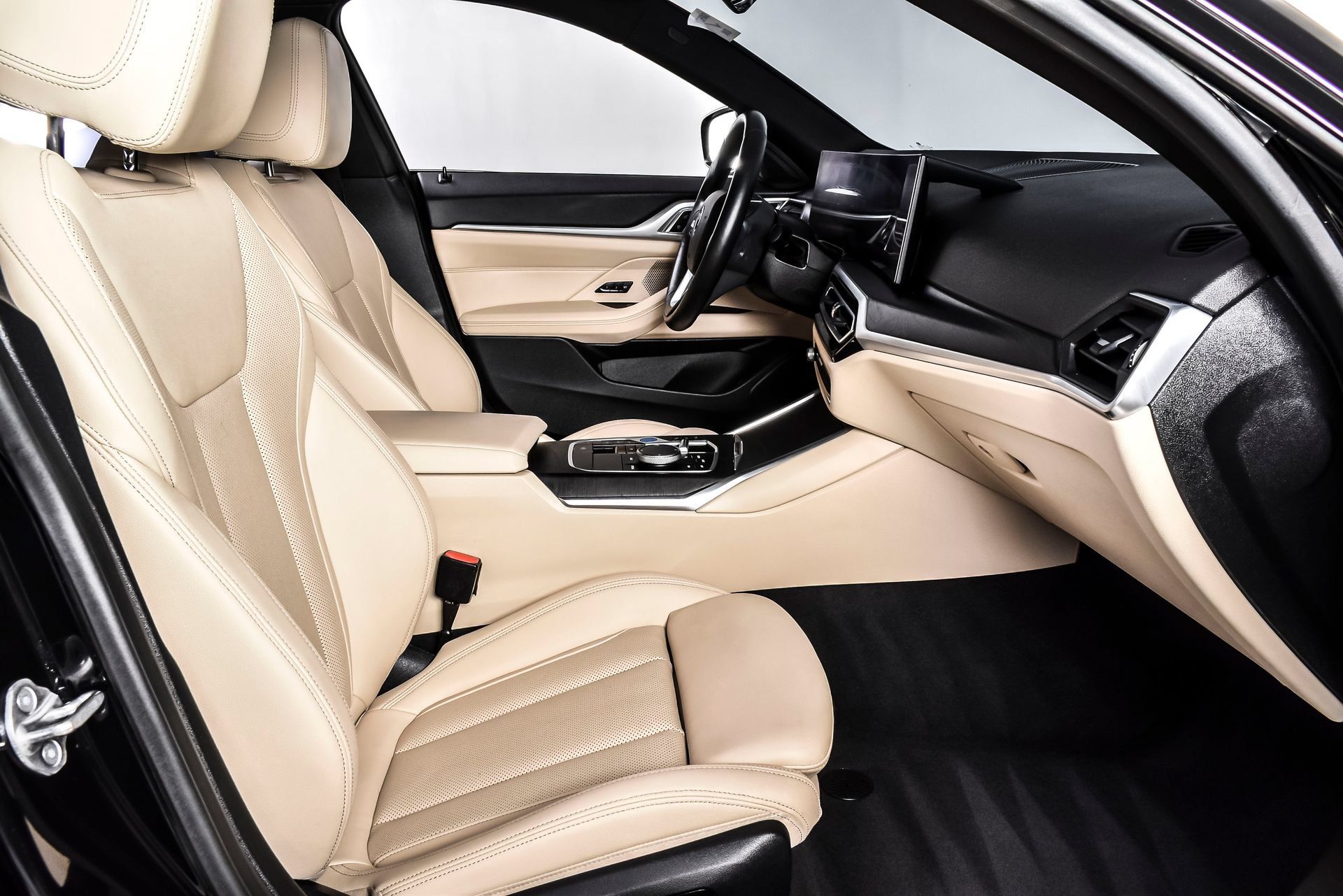 Used 2023 BMW i4 eDrive35 w/ Premium Package RWD image 24
