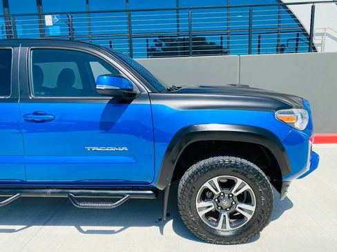 Used 2016 Toyota Tacoma TRD Sport RWD image 19