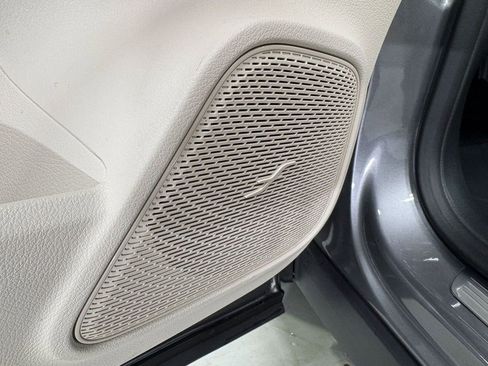 Certified 2026 Mercedes-Benz GLB 250 4MATIC image 7