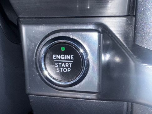 Used 2022 Ford F150 Lariat w/ Equipment Group 502A High AWD/4WD image 46