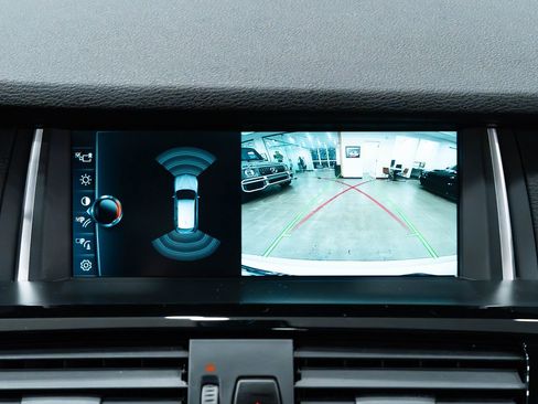 Used 2017 BMW X3 xDrive28i image 13