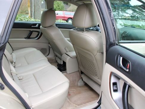 Used 2008 Subaru Outback 2.5i Limited image 6