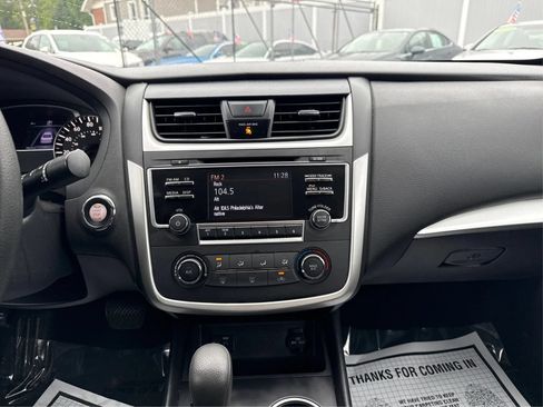 Used 2017 Nissan Altima 2.5 S w/ Power Driver Seat Package FWD image 14