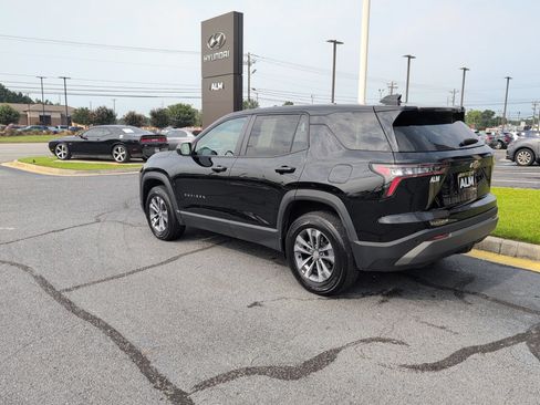 Used 2025 Chevrolet Equinox LT FWD image 19