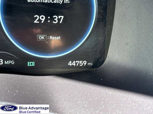 Used 2023 Hyundai Santa Fe SEL Premium w/ Cargo Package AWD/4WD image 2