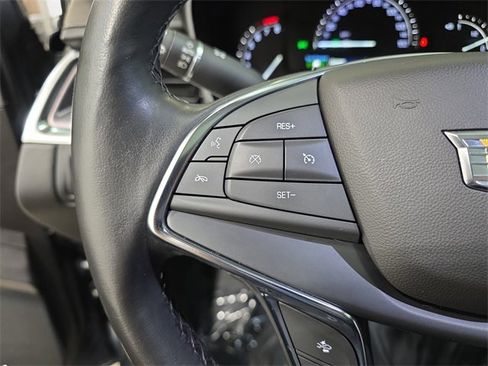 Used 2019 Cadillac XT5 Premium Luxury w/ Driver Assist Package image 17