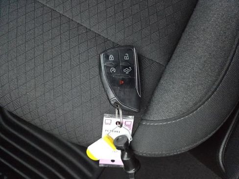 Used 2024 GMC Sierra 1500 Elevation image 34