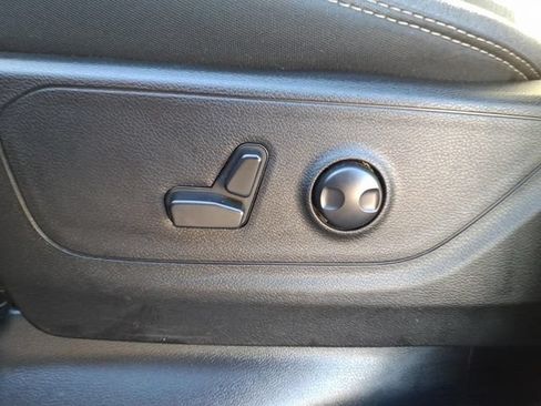 Certified 2023 RAM 1500 Big Horn AWD/4WD image 15