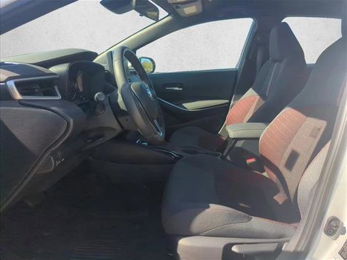 Used 2023 Toyota Corolla SE image 11