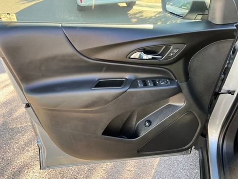 Used 2024 Chevrolet Equinox LT image 13