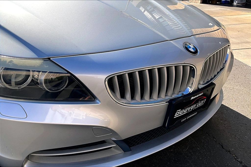 Used 2011 BMW Z4 sDrive35i RWD image 30