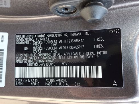 Certified 2023 Toyota Sienna XLE AWD/4WD image 30