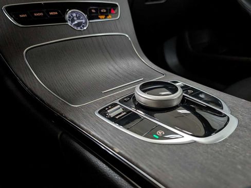 Used 2019 Mercedes-Benz C 300 Sedan image 34