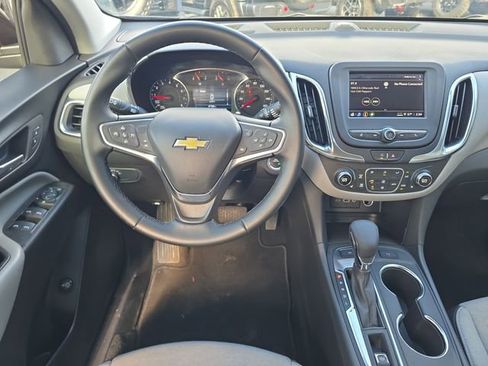 Used 2024 Chevrolet Equinox LT image 10