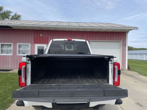 Used 2024 Ford F350 Limited w/ FX4 Off-Road Package AWD/4WD image 22