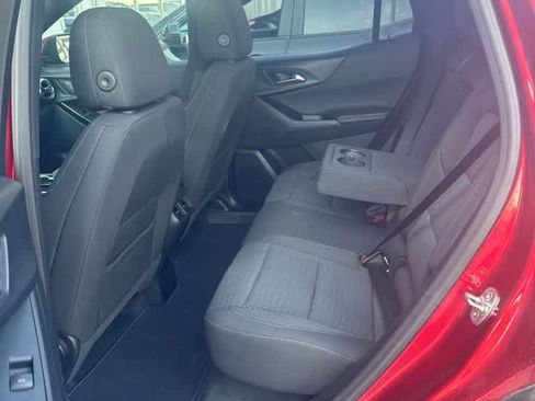 Used 2026 Chevrolet Equinox LT FWD image 9