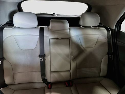 Used 2025 Kia Niro EX FWD image 24