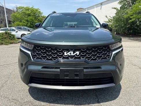 Used 2022 Kia Sorento S w/ Panoramic Sunroof Package AWD/4WD image 2