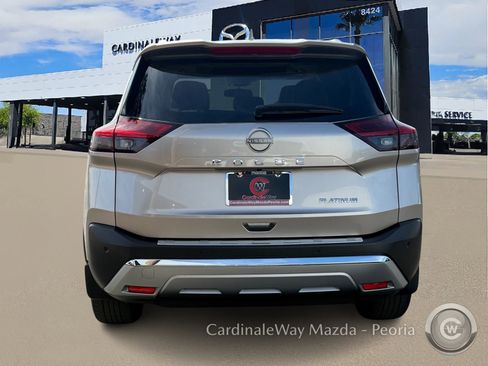 Used 2023 Nissan Rogue Platinum image 7