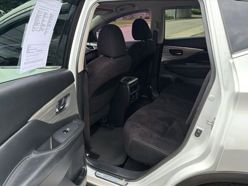 Used 2016 Nissan Murano SV AWD/4WD image 28