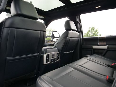 Used 2022 Ford F450 Lariat w/ Lariat Ultimate Package AWD/4WD image 51