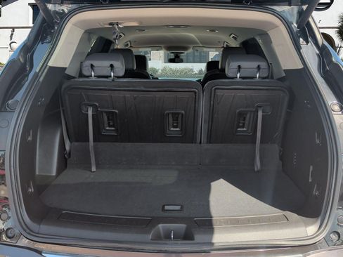 Used 2021 Buick Enclave Essence w/ Sound and Sites Package FWD image 26
