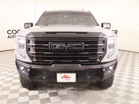 Used 2024 GMC Sierra 1500 AT4X AWD/4WD image 10