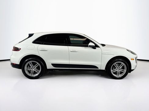 Used 2017 Porsche Macan AWD/4WD image 8