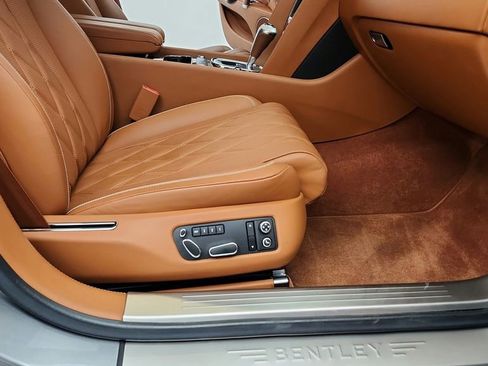 Used 2015 Bentley Flying Spur V8 AWD/4WD image 24