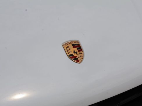 Used 2024 Porsche Macan S AWD/4WD image 13