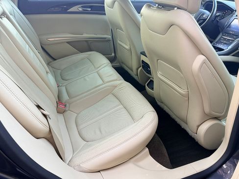 Used 2013 Lincoln MKZ AWD image 29