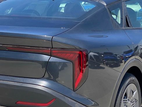 New 2026 Kia K4 FWD image 4