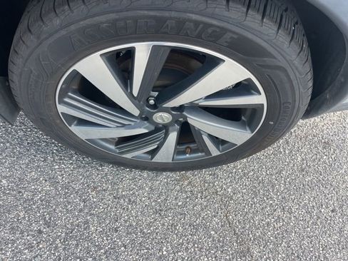 Used 2015 Nissan Murano Platinum w/ Platinum Technology Package image 30