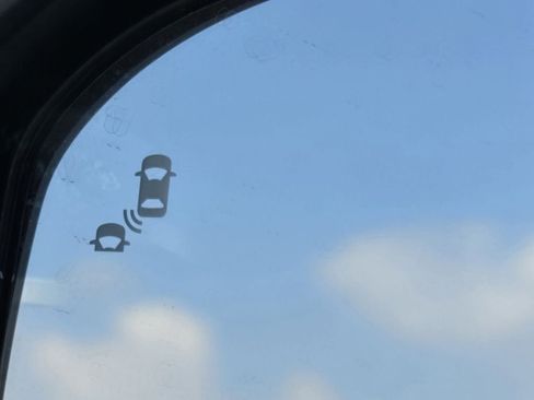 New 2026 Honda HR-V Sport image 2