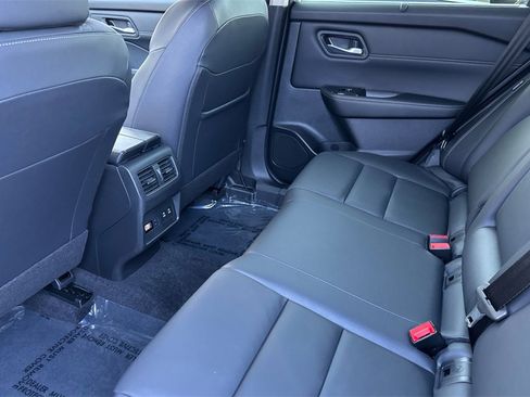 Certified 2025 Nissan Rogue SL w/ SL Premium Package image 13