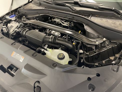 New 2025 Lincoln Aviator AWD w/ Equipment Group 101A image 33