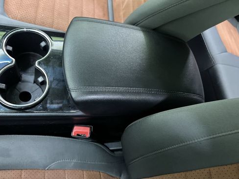 Used 2018 Ford Edge SEL w/ Equipment Group 201A AWD/4WD image 26