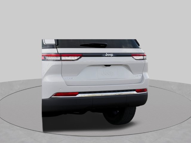 New 2027 Jeep Grand Cherokee Laredo AWD/4WD image 13