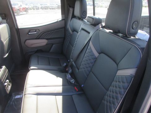 New 2026 GMC Canyon Denali AWD/4WD image 13