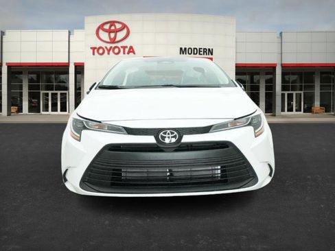 New 2026 Toyota Corolla LE image 3