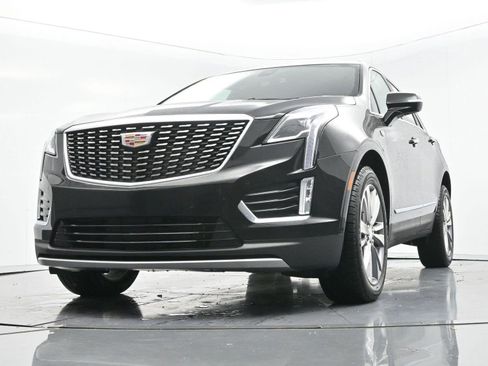 Certified 2024 Cadillac XT5 Premium Luxury w/ LPO, Floor Liner Package AWD/4WD image 52