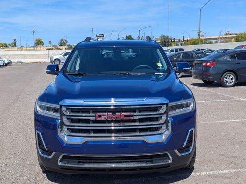 Used 2023 GMC Acadia SLE w/ Driver Convenience Package image 7