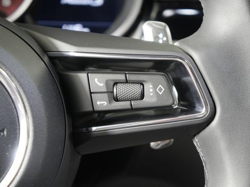 Certified 2026 Porsche Macan S AWD/4WD image 28