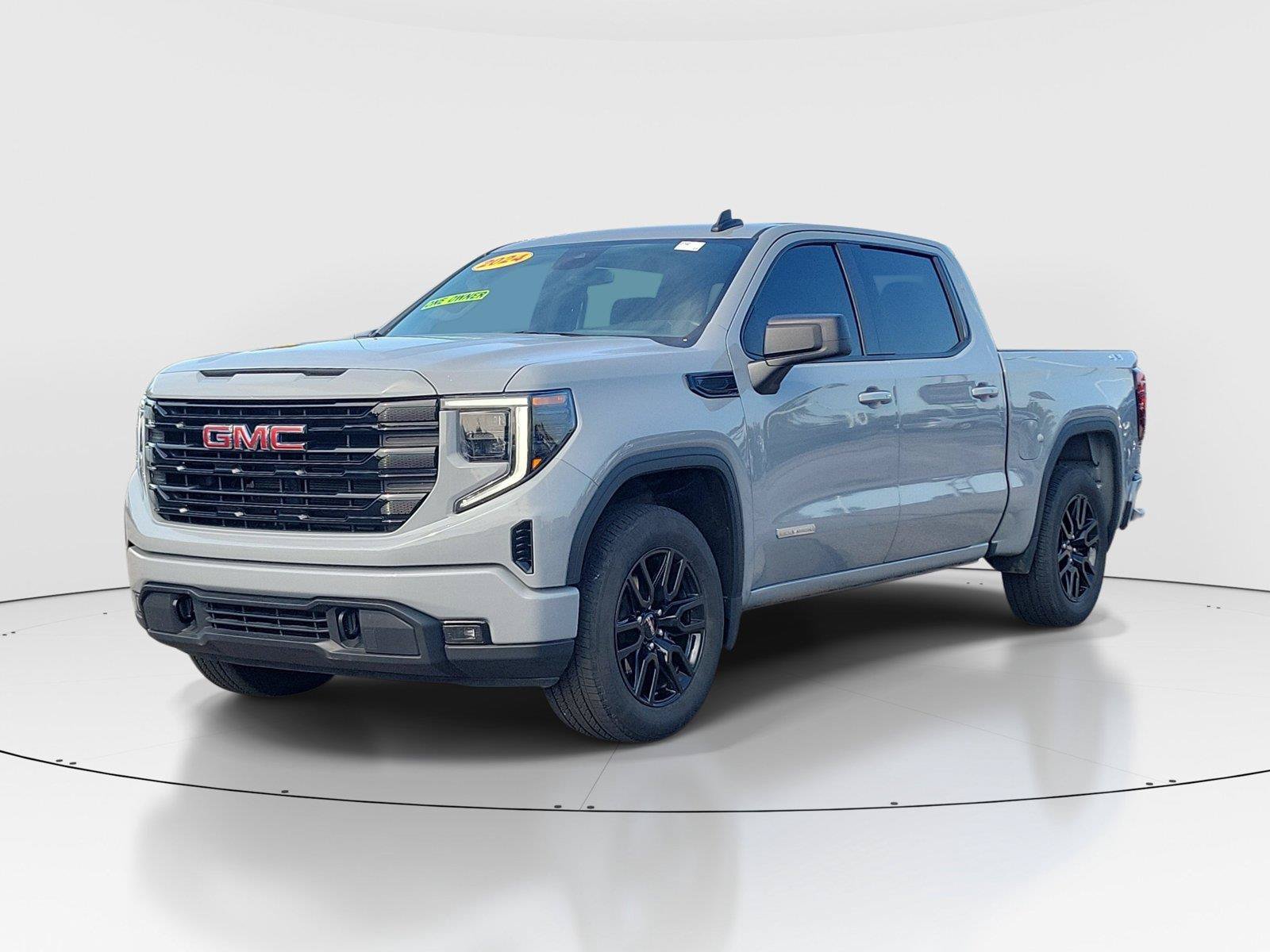 Used 2024 GMC Sierra 1500 Elevation AWD/4WD image 2